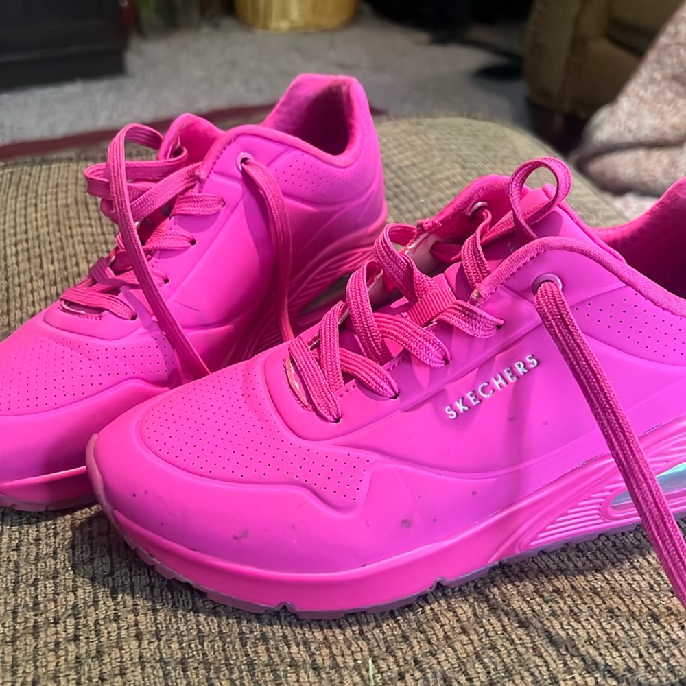 Sketchers sneakers Sz 8